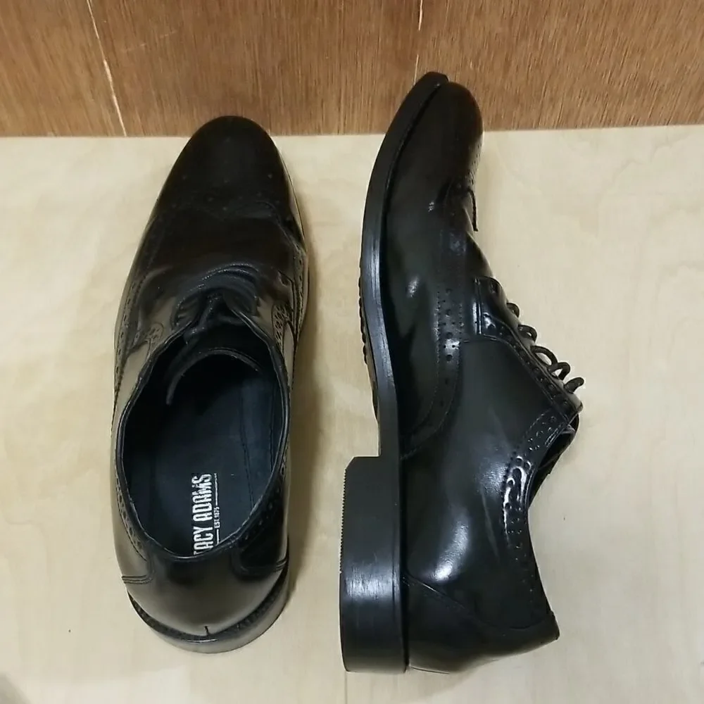 Stacy Adam Wingtip Shoes Sz 10